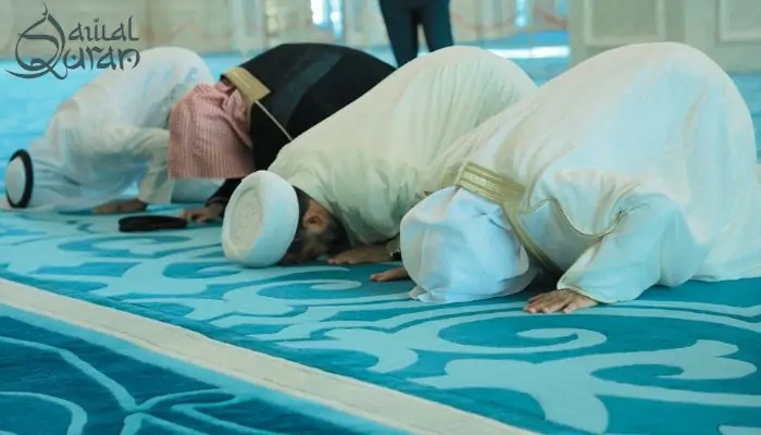 Muslims in sajdah